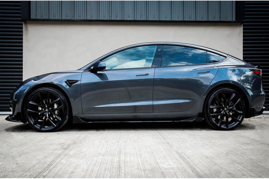 Tesla Model 3 2017- Estensioni minigonne Fast (per 2017-2023) Image