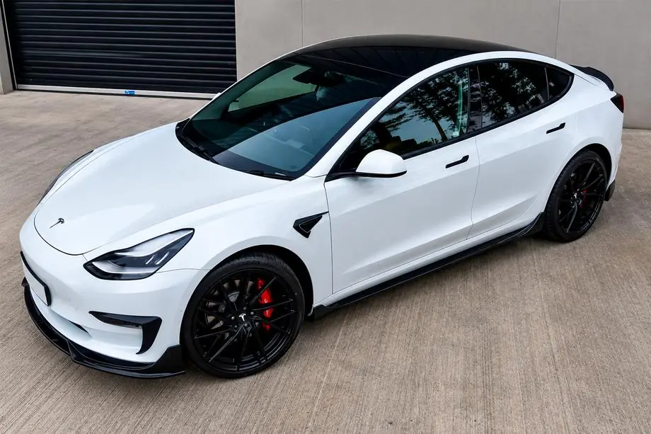 Tesla Model S 2012– Allargamenti parafanghi Fast (per 2021+) Image