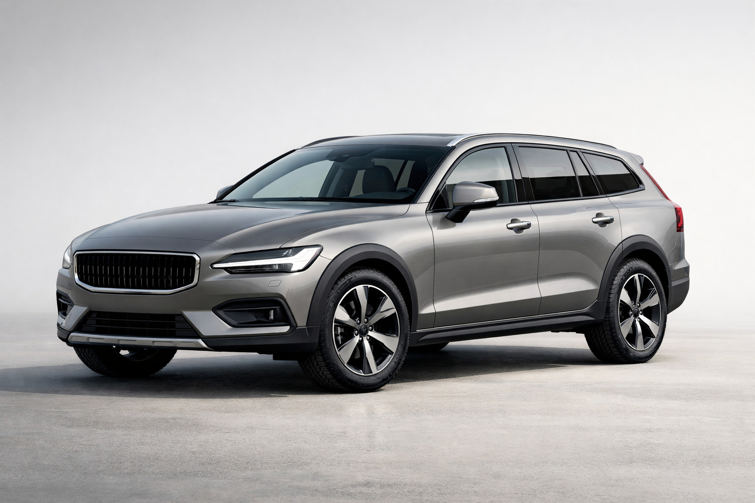 Prova Volvo V60 Cross Country (2ª generazione): station wagon per la vita di tutti i giorni