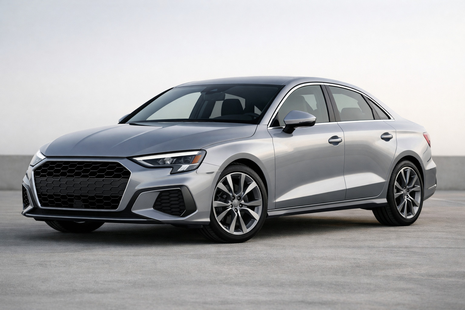 Prova Audi A3 Sedan di 4ª generazione: berlina premium compatta per tutti i giorni