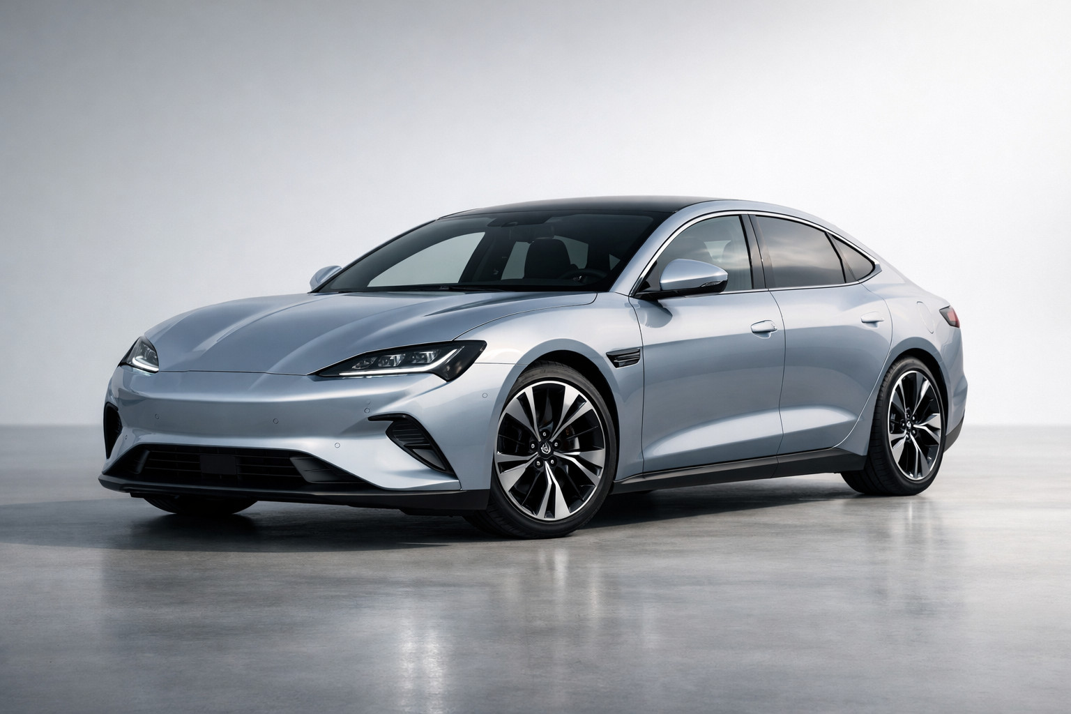 BYD Seal 2026: prova della rivale cinese di Tesla Model 3