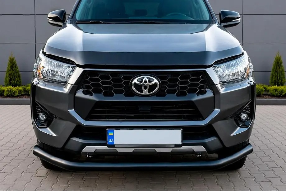 Toyota Hilux 2020: installazione protezione anteriore — i nostri lavori