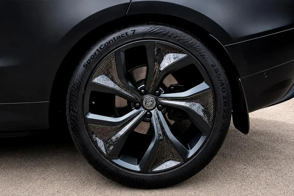 Aggiornamento Range Rover Sport 2025: installazione di cerchi in lega Foto 6