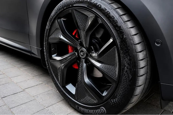 Aggiornamento Range Rover Sport 2025: installazione di cerchi in lega Foto 5