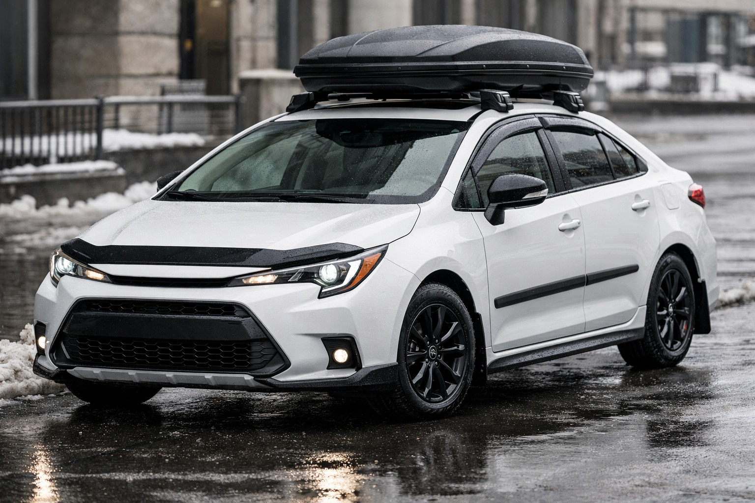 Cosa montare su Toyota Corolla 2019+ per la città con pioggia e fanghiglia