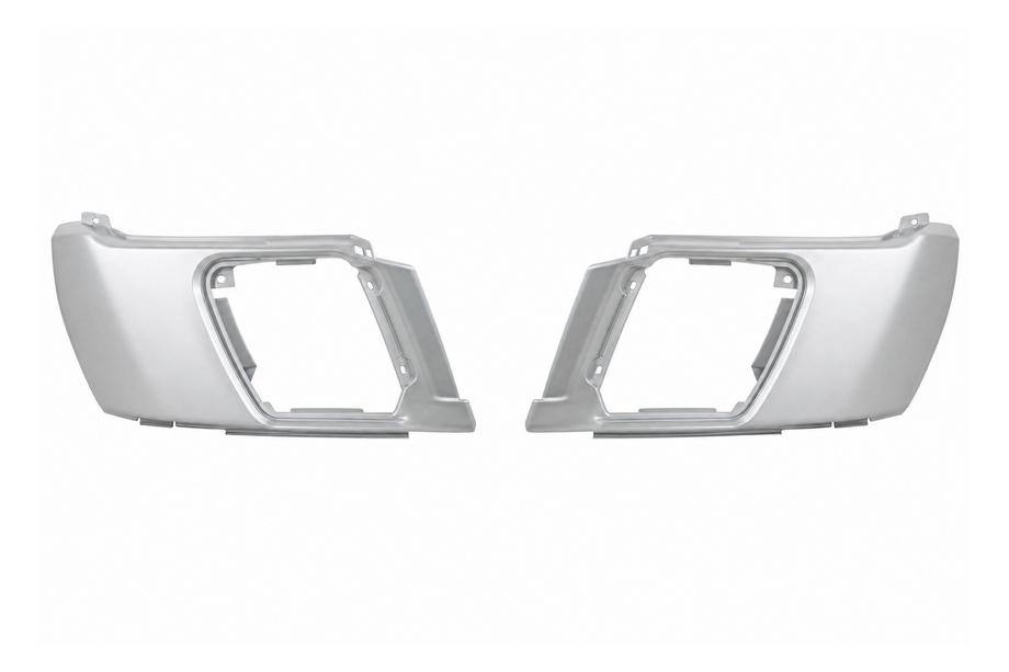 Range Rover Evoque 2012-2018 Modanatura argento per terminali di scarico nel paraurti posteriore Dynamic Foto 1