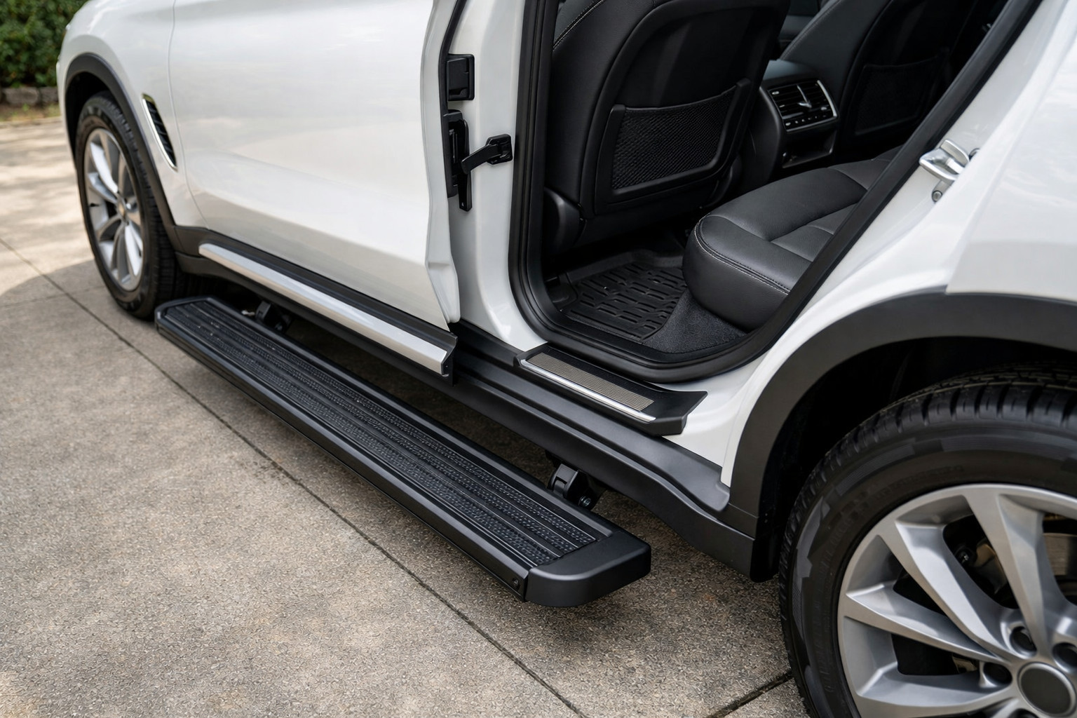 Cosa montare su BMW X3 G01 per salire comodamente e avere sottoporta puliti