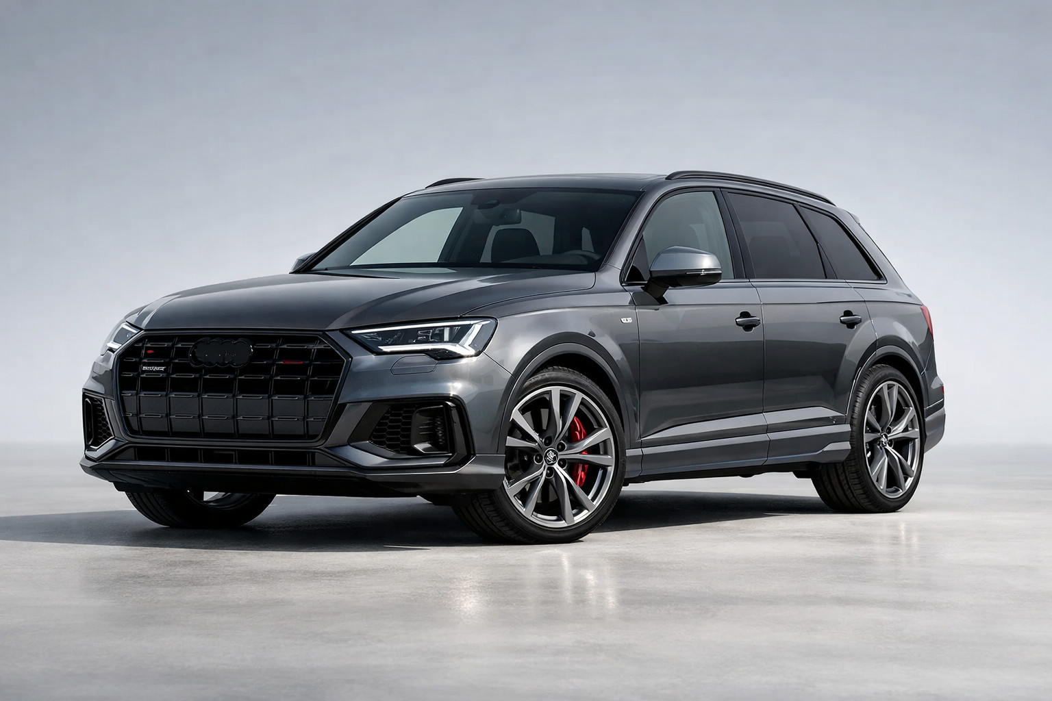 Prova Audi SQ7 facelift 2024: SUV premium sportivo