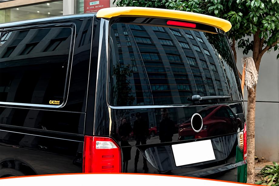 Volkswagen T5 Multivan 2003–2010 Spoiler DPT (portellone, nero lucido) Foto 1