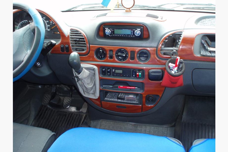 Mercedes Sprinter W901/902/903/904/905 1995–2006 (cdi, 2000-2006) Rivestimenti cruscotto (Vip-Hartman) Rosso Foto 4