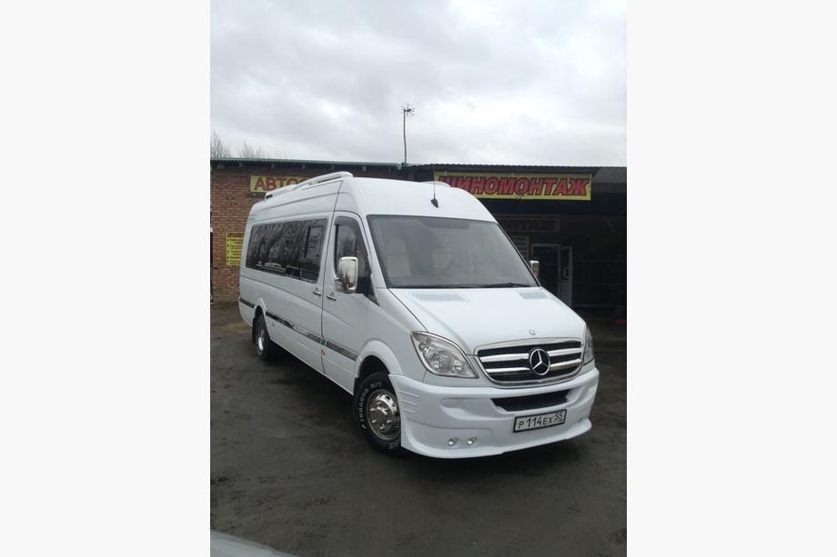 Mercedes Sprinter W906 2006–2018 Copertura paraurti anteriore con 4 fari (2006-2013) Foto 5