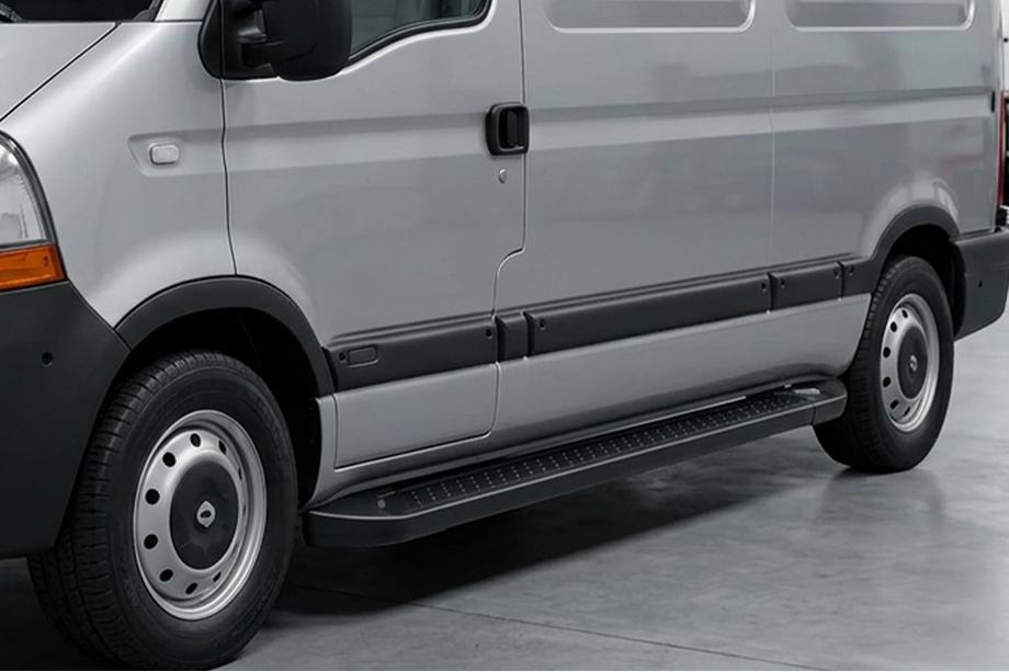 Nissan Interstar 2002-2010 Pedane Laterali Allmond Black (2 pz, Alluminio) Image