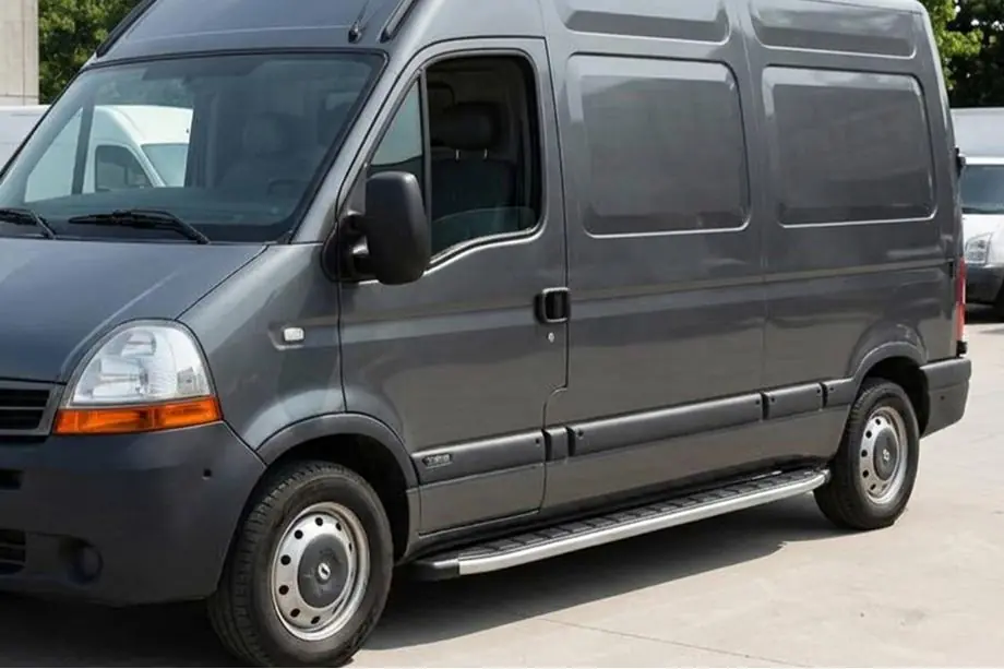 Nissan Interstar 2002-2010 Pedane Laterali Fullmond (2 pz, Alluminio) Passo Lungo Foto 1
