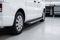 Renault Trafic 2015- Pedane Laterali RedLine V1 (2 pz, Alluminio) foto 1