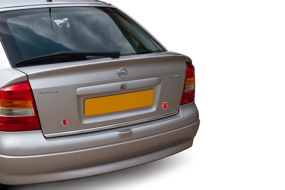 Opel Astra G classic 1998-2012 Modanatura bagagliaio acciaio inox Carmos - Acciaio Inox Turco Image