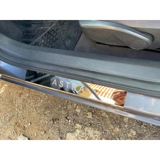 Battitacco Carmos V1 (4 pz, acciaio inox) Opel Astra H 2004-2013 foto 2