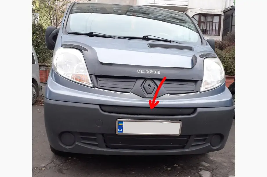Renault Trafic 2001–2015 Copertura centrale invernale per griglia (sopra la targa) Foto 1