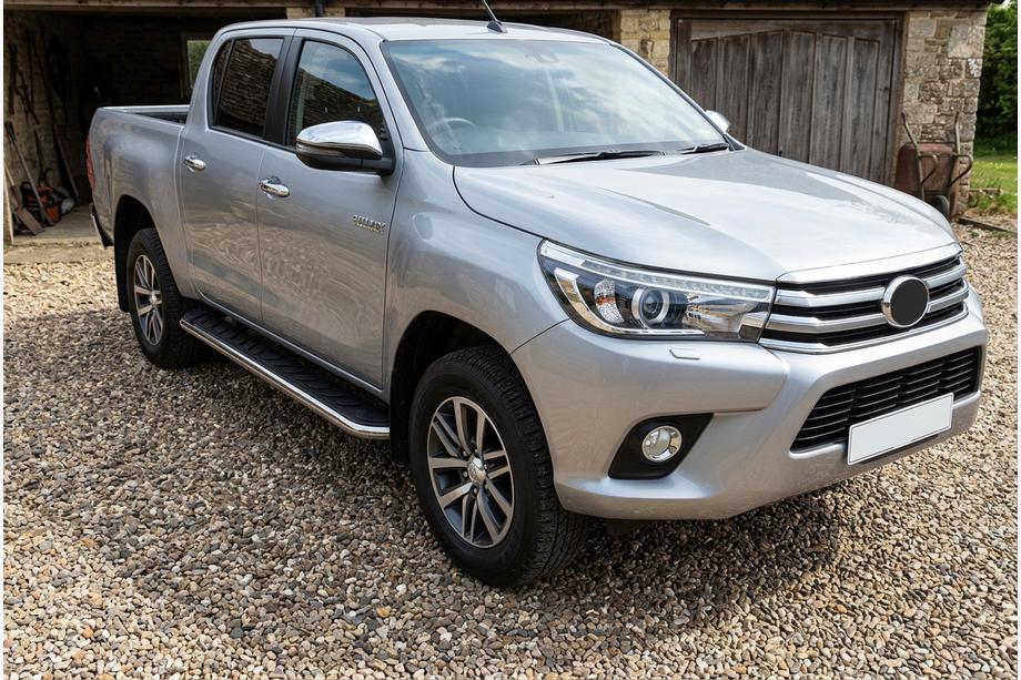 Toyota Hilux 2015- Pedane Laterali Maydos V1 (2 pz, Alluminio e Acciaio Inox) Image