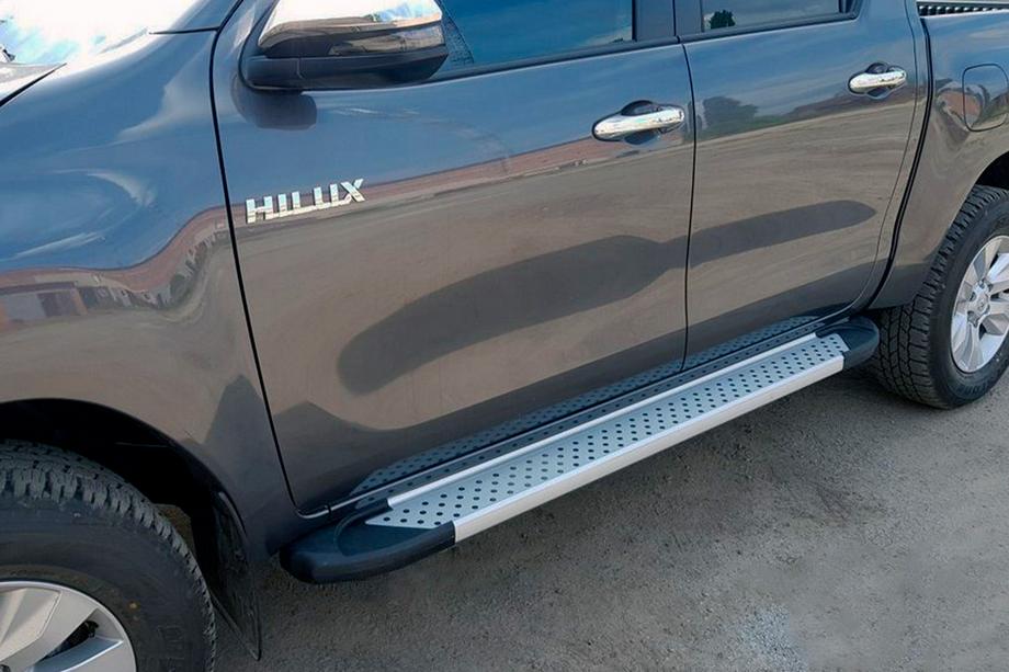 Toyota Hilux 2015- Pedane laterali Allmond Grey (2 pz, alluminio) Foto 1