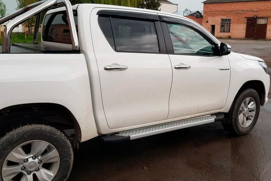Toyota Hilux 2015- Pedane laterali Allmond Grey (2 pz, alluminio) Foto 7