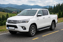 Toyota Hilux 2015- Pedane Laterali Fullmond (2 pz, Alluminio) foto 1