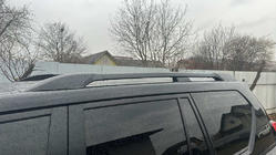 Toyota Land Cruiser Prado 150 2009-2023 Barre Tetto Design Originale (Nere, 2 pz) foto 4