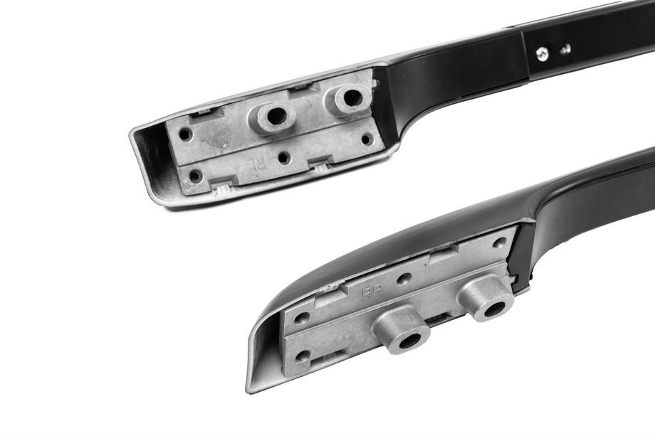 Toyota Land Cruiser 200 2007-2021 Barre Tetto Design Originale Premium Black (2 pz) Foto 11