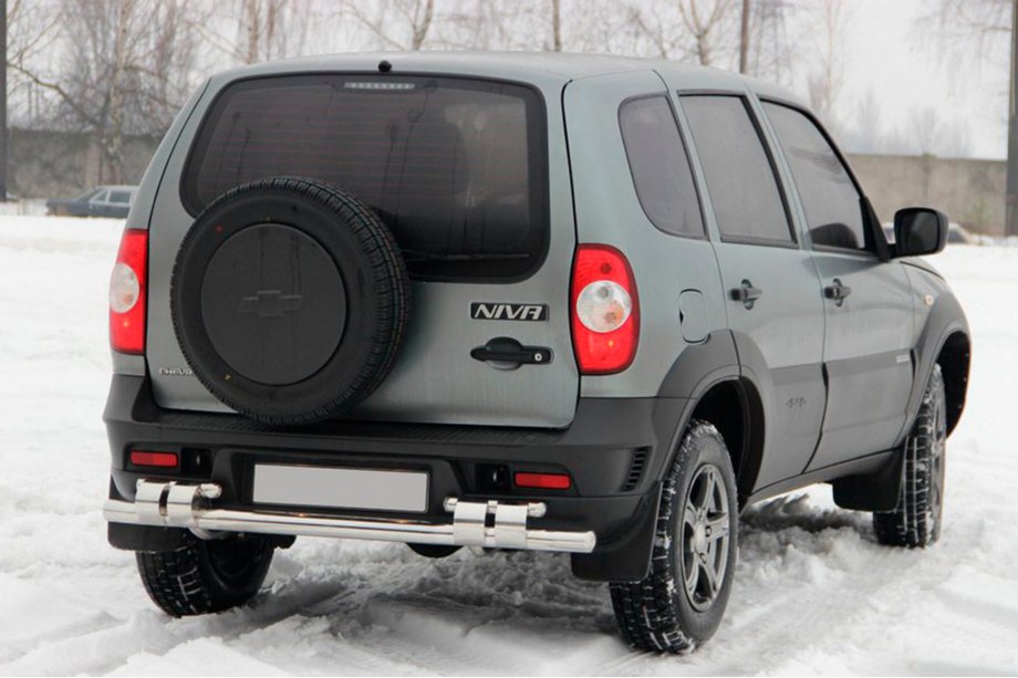 Chevrolet Niva 1998-2020 Barra Posteriore AK015 (Acciaio Inox) Image