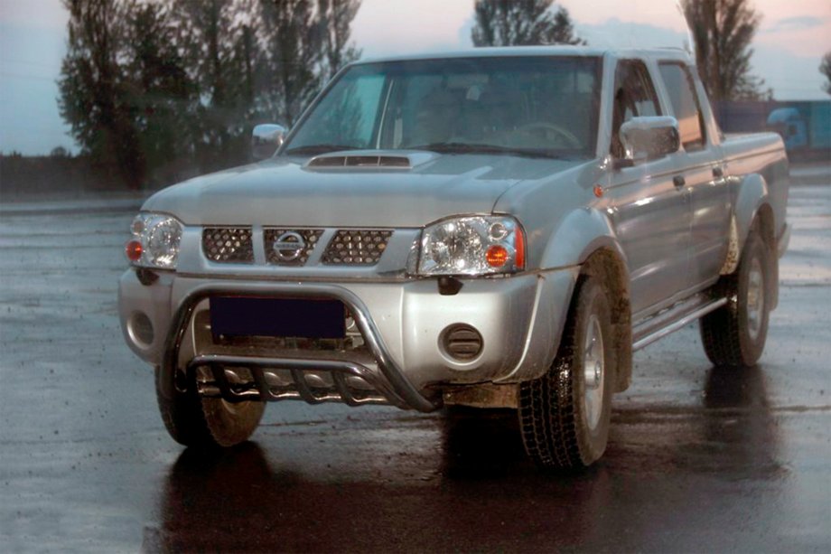 Nissan NP300 1999-2015 Parabullbar WT002 (Acciaio Inox) Image