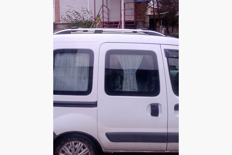 Renault Kangoo 1998-2008 Barre portatutto Skyport (grigio opaco) Foto 2