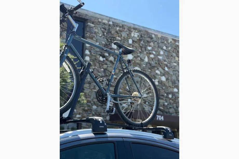 Portabici per barre portatutto trasversali Foto 33