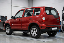 Chevrolet Niva 1998-2020 Pedane Laterali Maya V1 (2 pz, Alluminio) foto 1