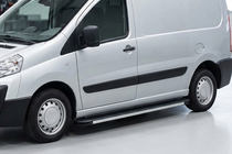 Citroen Jumpy 2007–2017 Pedane Laterali Maya (2 pz, Alluminio) foto 1