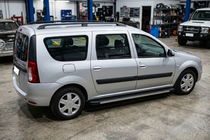 Dacia Logan MCV 2004-2014 Pedane Laterali Maya V1 (2 pz, Alluminio) foto 3
