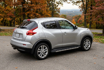 Nissan Juke 2010-2019 Pedane Laterali Maya V1 (2 pz, Alluminio) foto 1