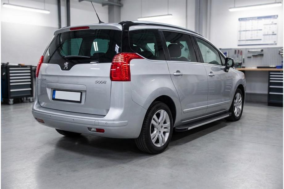Peugeot 5008 2009-2016 Pedane Laterali Maya V1 (2 pz, Alluminio) Image