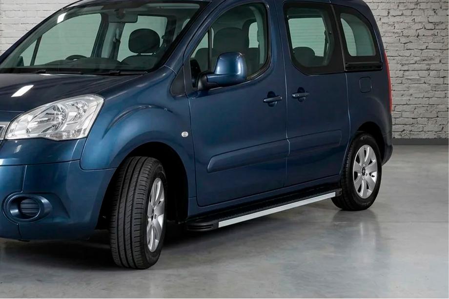 Peugeot Partner Tepee 2008-2018 Pedane Laterali Maya V1 (2 pz, Alluminio) Image