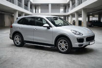 Porsche Cayenne 2010-2017 Pedane Laterali Maya V1 (2 pz, Alluminio) foto 1