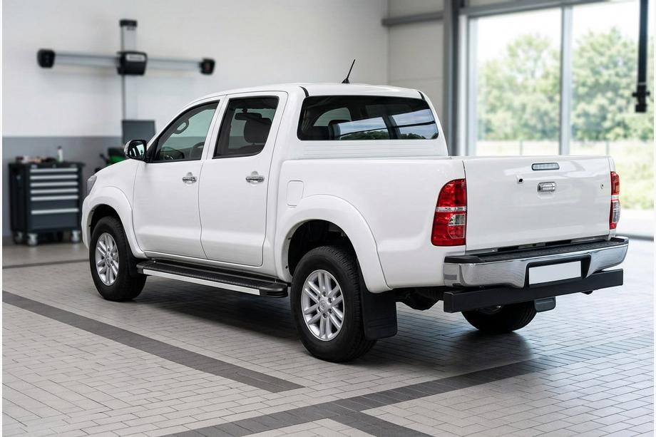Toyota Hilux 2006-2015 Pedane Laterali Maya V1 (2 pz, Alluminio) Image