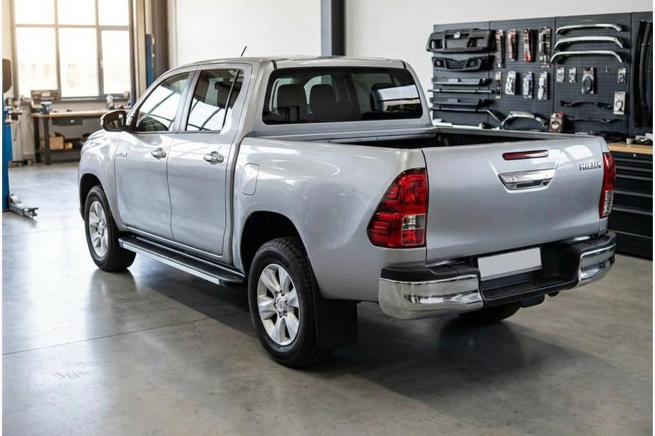 Toyota Hilux 2015- Pedane Laterali Maya V1 (2 pz, Alluminio) Foto 1