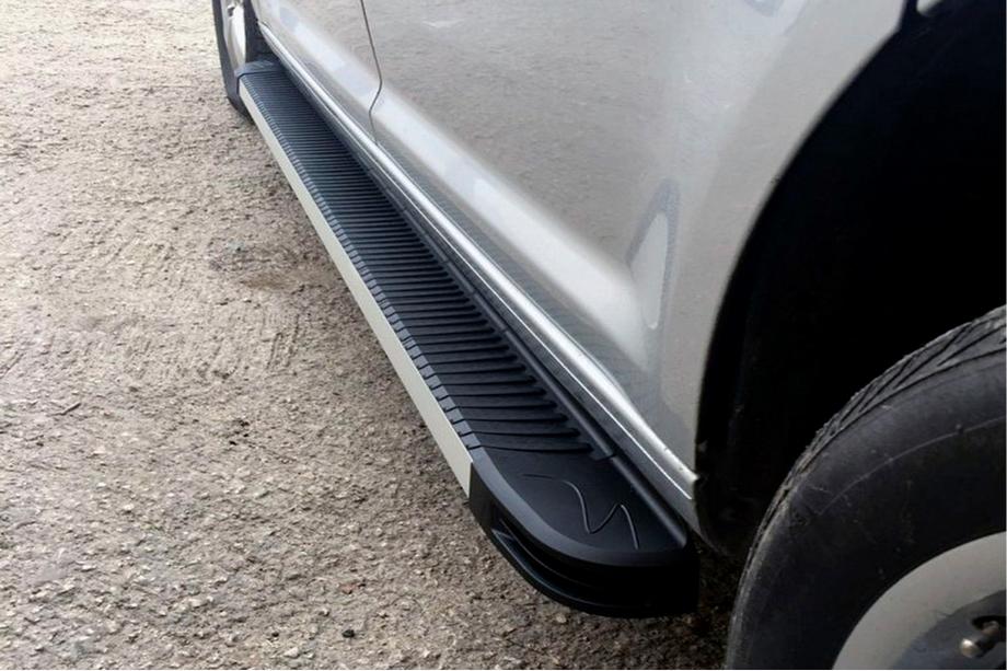 Volkswagen Amarok 2010-2022 Pedane Laterali Maya V1 (2 pz, Alluminio) Image