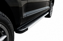 Volkswagen Touareg 2002–2010 Pedane Laterali Maya V1 (2 pz, Alluminio) foto 1