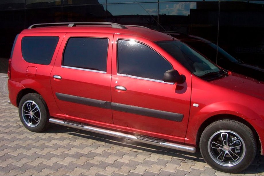 Dacia Logan MCV 2004-2014 Tubi Laterali (2 pz, Acciaio Inox) 70 mm, con inserti in plastica Image