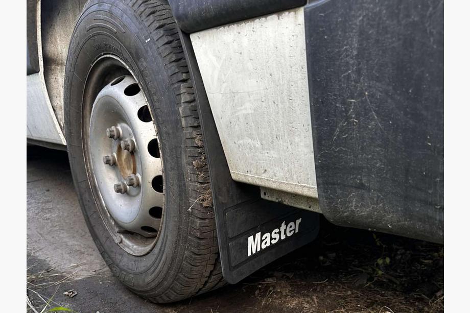 Renault Master 1998-2010 Paraspruzzi Premium dritti (2 pz, gomma) Image