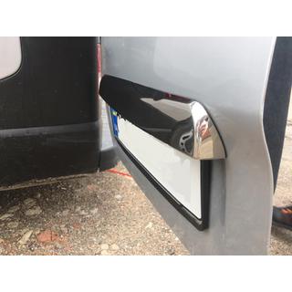 Modanatura in acciaio inox sopra la targa foto 4