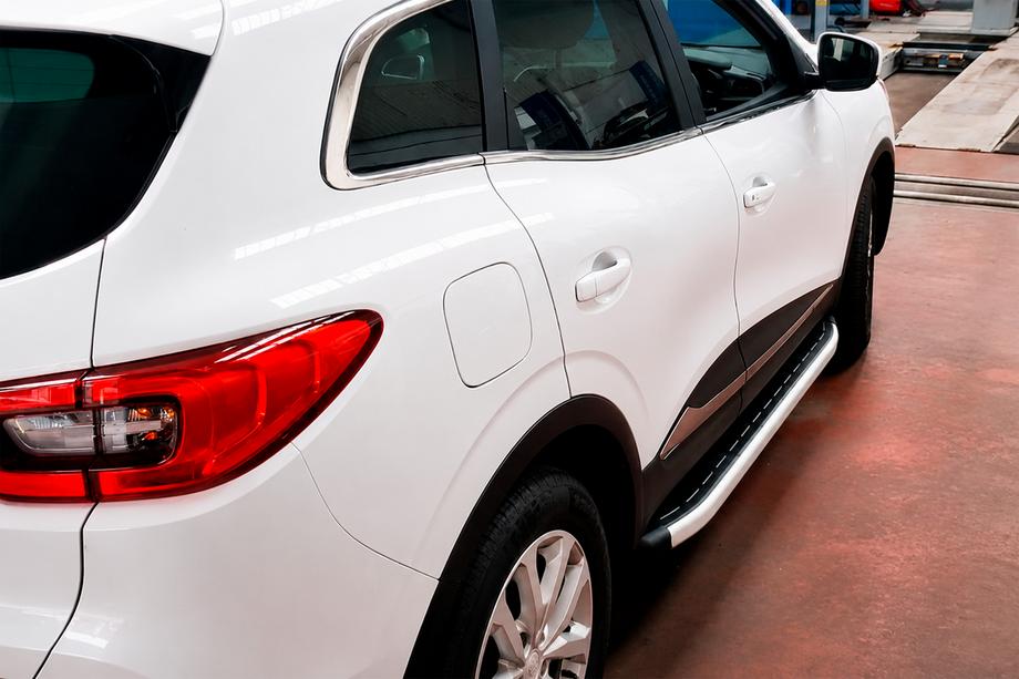 Renault Kadjar 2015-2022 Pedane Laterali Fullmond (2 pz, Alluminio) Image