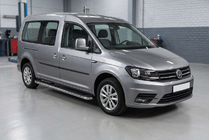 Volkswagen Caddy 2015-2020 Pedane Laterali Maydos V1 (2 pz, Alluminio e Acciaio Inox) foto 1