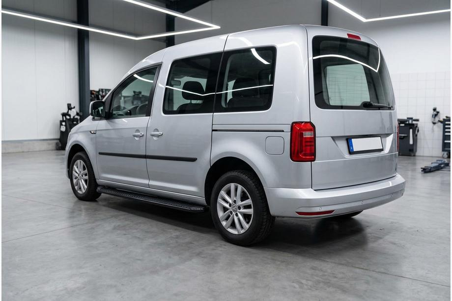 Volkswagen Caddy 2015-2020 Pedane Laterali Tayga Black (2 pz, Alluminio) Image