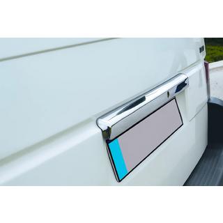 Modanatura in acciaio inox sopra la targa Volkswagen T4 Caravelle/Multivan 1990–2003 foto 1