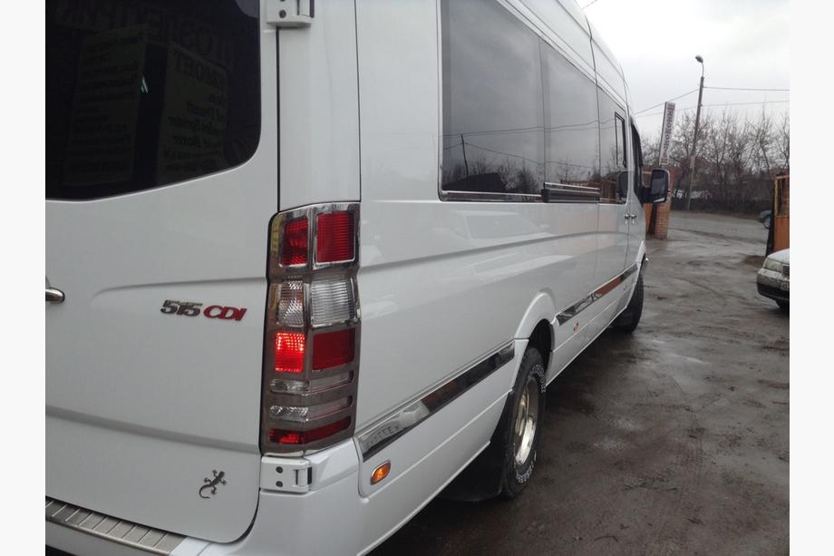 Mercedes Sprinter W906 2006–2018 Modanature porte in acciaio inox Passo medio. OmsaLine - Acciaio inox italiano Foto 7